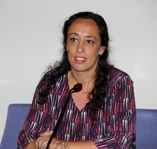 Conferencia Ebola Marta Lado 2 Conferencia Ebola Marta Labo