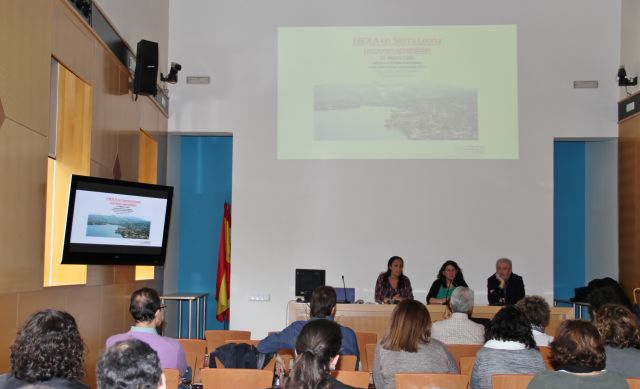 Conferencia Ebola Marta Lado 4 Conferencia Ebola Marta Labo